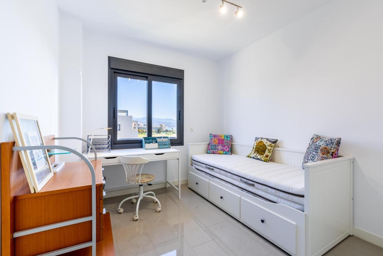 Apartamento Playa Marinsa Торре-дель-Мар Экстерьер фото